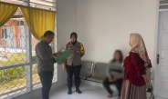 Wujud Kepedulian Polri: Bhabinkamtibmas Kelurahan Biawao Berikan Pendampingan Terhadap Anak Korban Perundungan Keluarga