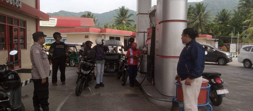 Pastikan Distribusi BBM Tepat Sasaran, Polsek Kota Barat Intensifkan Pengawasan di SPBU Raja Eyato