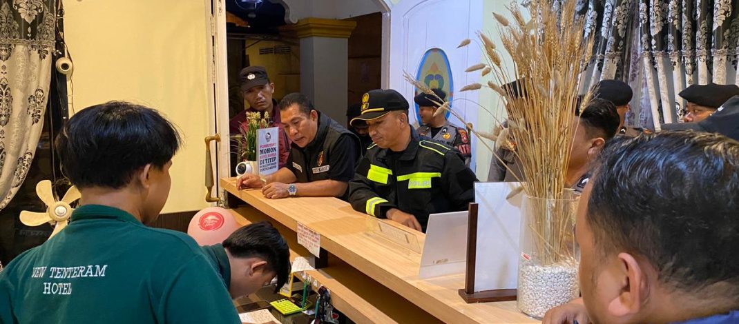 OPS PEKAT OTANAHA I,POLRESTA GORONTALO KOTA AMANKAN 3 PASANGAN BUKAN MUHRIM DAN 20 BOTOL MIRAS