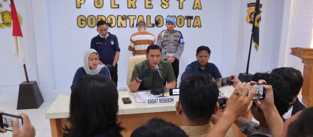 POLRESTA GORONTALO KOTA UNGKAP MOTIF KASUS DUGAAN TINDAK PIDANA PEMBUNUHAN DI HELEDULAA UTARA