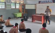 Edukasi Keselamatan Berkendara, Polsek Kota Tengah Sambangi Anggota Pramuka SMK Tirtayasa