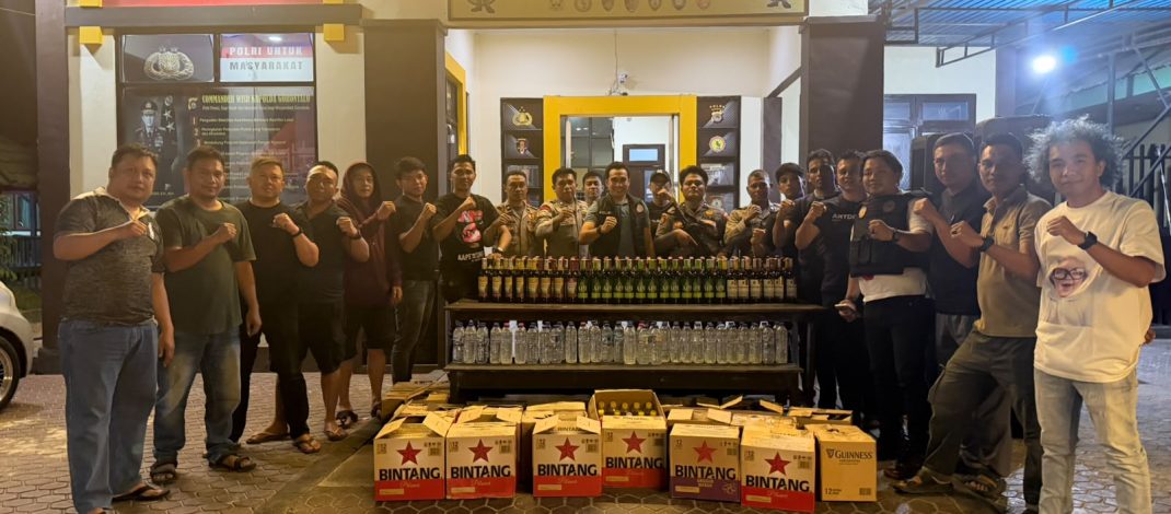 PATROLI KRYD DAN RAZIA MIRAS, POLSEK KOTA UTARA SITA 291 BOTOL MINUMAN KERAS BERBAGAI JENIS