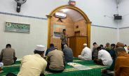 Mempererat Silaturahmi dan Menjaga Kamtibmas, Polresta Gorontalo Kota Gelar Safari Subuh Berjamaah di Masjid Darul Usman