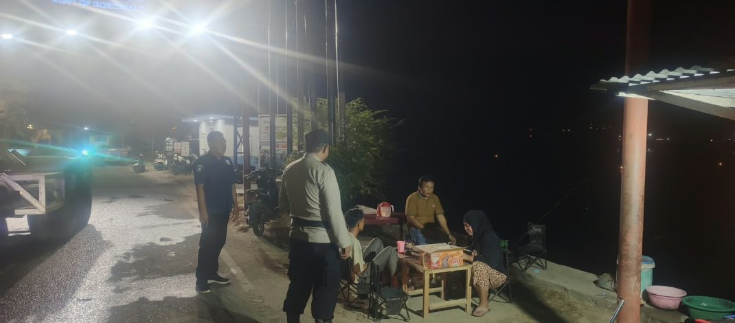 Patroli Blue Light dan KRYD Polsek KPG, Sisir Kawasan Pelabuhan Gorontalo dan Sampaikan Pesan Kamtibmas
