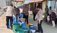 Peringati Anniversary ke-26, Alumni Bintara Polri 2000 DTT-SMDE Gorontalo Salurkan Air Bersih untuk Warga Terdampak Kemarau.